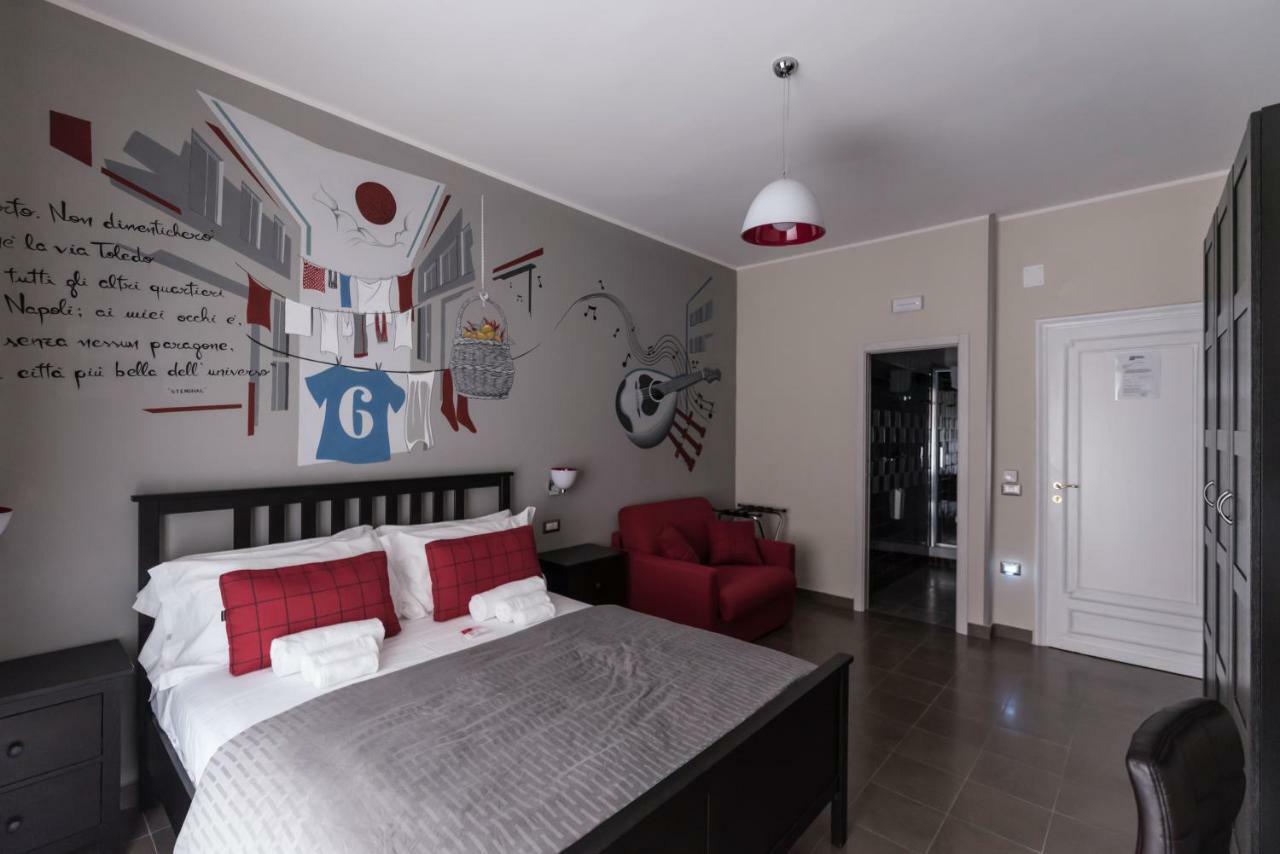 Bed And Breakfast Via Toledo 156 Naples Exterior photo